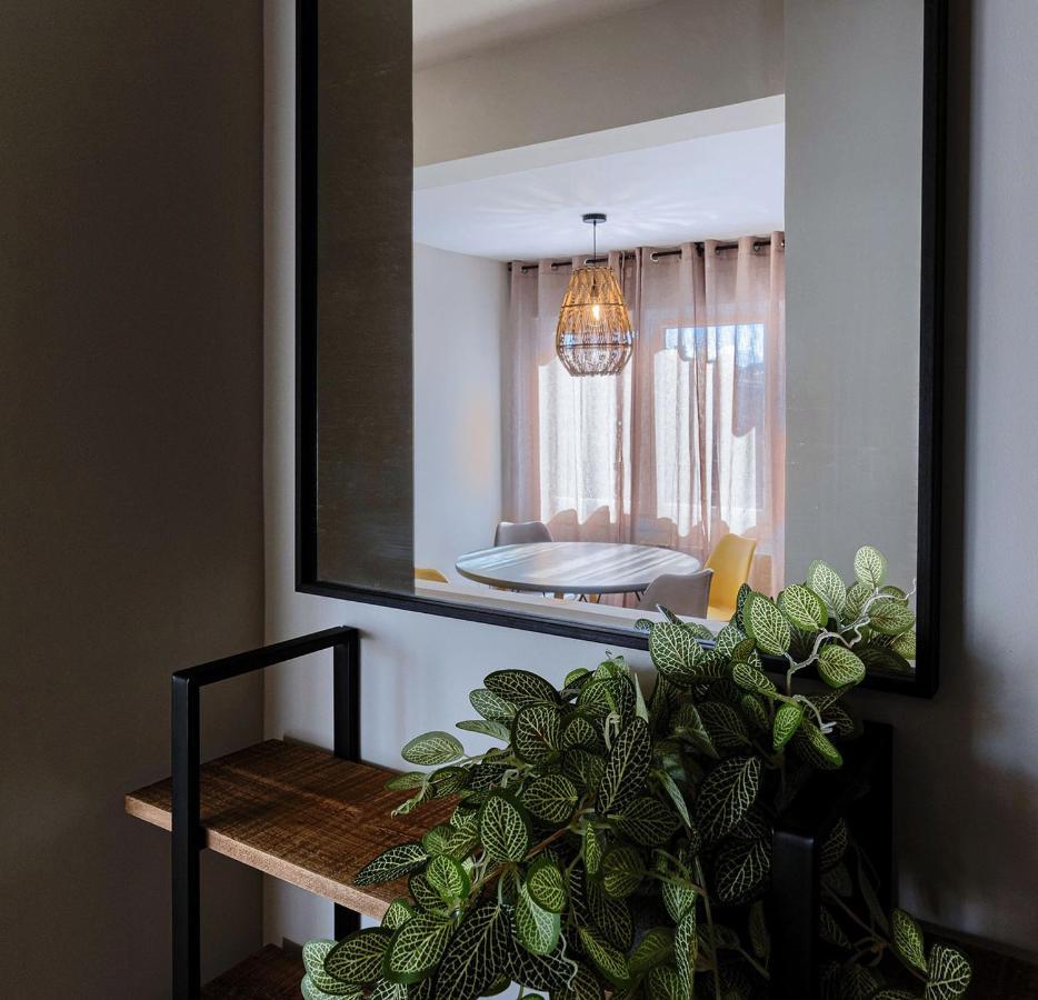 Vivienda Turistica De Diseno Elegante Apartment Bilbao Exterior photo